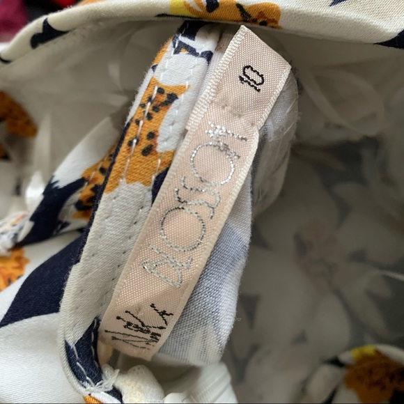 Tie-back Sunflower Print Dress - Picture 6 of 8